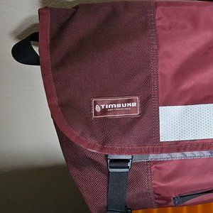 Timbuk2 messenger bag, size M